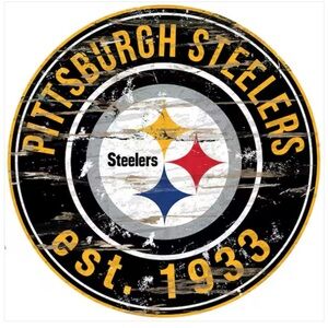 24" NFL Pittsburgh Steelers Round Distressed Sign.